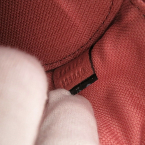 GUCCI Authentic Pink Leather Shoulder Bag - Picture 9 of 11